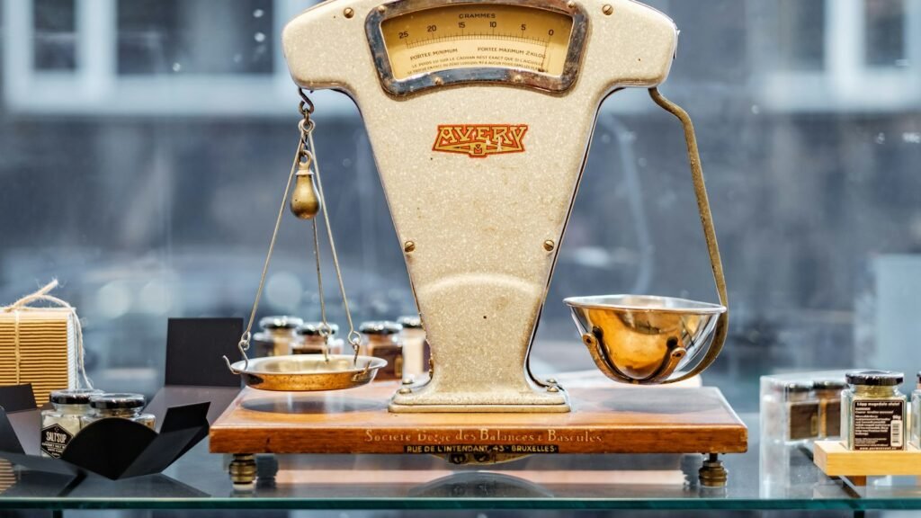 Brown and beige weighing scale